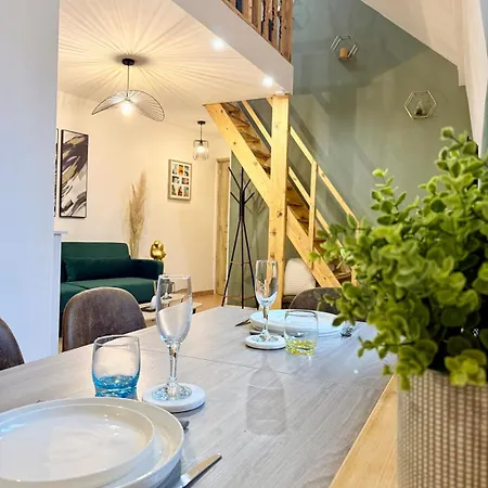 Seaside Delta Dunkirk